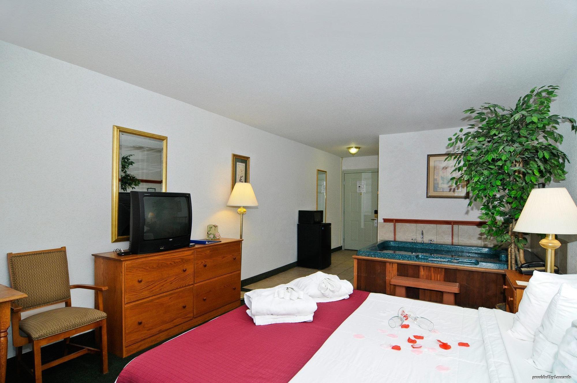 Surestay Plus Hotel By Best Western Berkeley Springs Quarto foto
